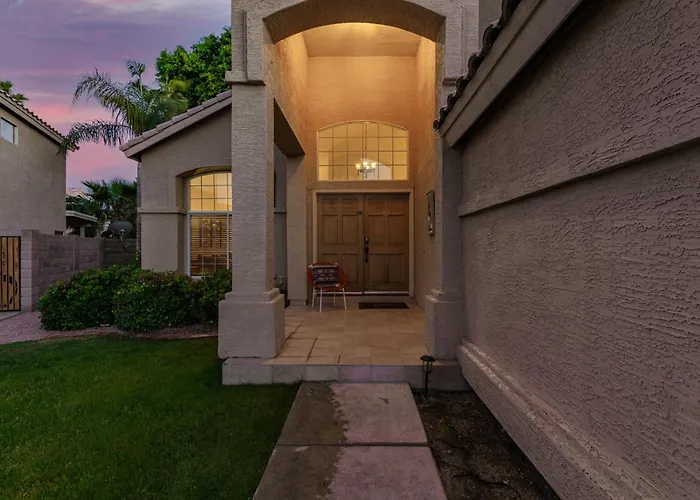 Family Fun In Ahwatukee Holiday home
